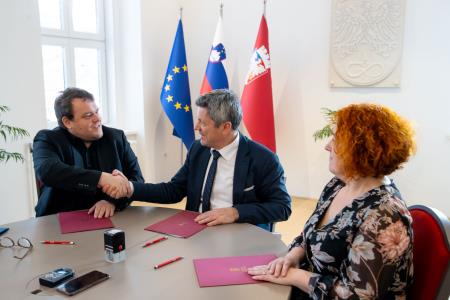 podpis sporazuma (10)